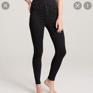 Abercrombie & Fitch Simone High Rise Jean